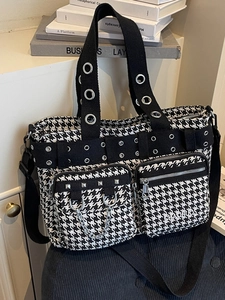 Vintage Houndstooth Cloth Shoulder Bag For Women Punk Rivet Metal Chain Large Capacity Tote Bag Trendy Commuter Handbag