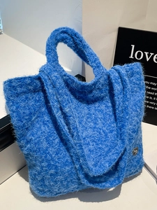 Women Plush Faux Fur Tote Bag Large Capacity Lazy Style Shoulder Bag Fashion Handbag For Daily Office Work Commuting
