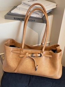 Urban Simple PU Leather Large Capacity Tote Bag For Women Fashionable Underarm Shoulder Bag Magnetic Buckle Commuter Bag