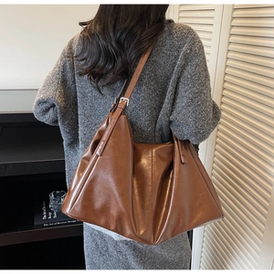Caramel large tote bag in oil wax leather finish with adjustable shoulder strap