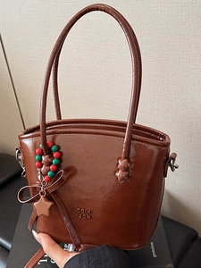 Women's Glossy PU Leather Bucket Bag Stylish Star Bowknot Pendant Shoulder Crossbody Handbag Casual Commute Tote Purse