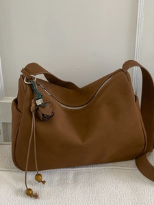 Korean Retro Minimalist Women Suede Shoulder Bag Hobo Crossbody Bag Urban Simple Versatile Commuting Bag With Pendant