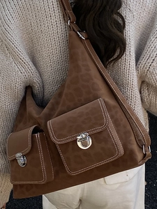 Retro brown large capacity hobo bag with leopard embossing and front pockets