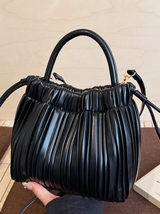 Korean Style Women Ruched PU Leather Bucket Bag Minimalist Pleated Shoulder Bag Crossbody Handbag For Daily Casual Commute