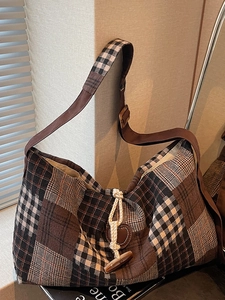 Vintage Women Plaid Patchwork Tote Bag Large Capacity Woolen Shoulder Bag With Toggle Buckle Drawstring Daily Commuter Handbag