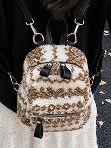 Mini sac à dos en peluche pour femmes avec motif léopard brun et bretelles en cuir noir