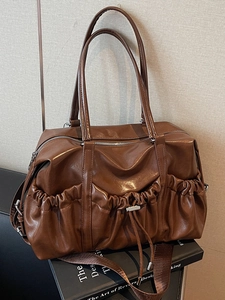 Vintage Large Capacity PU Leather Pleated Shoulder Bag For Women Ruched Underarm Tote Bag Elegant Drawstring Handbag For Daily