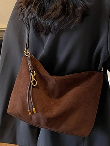 Borsa hobo vintage in pelle scamosciata marrone da donna con catena oro e tracolla
