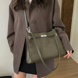 Vintage matte olive green tote bag for women with silver metal twist lock and shoulder strap