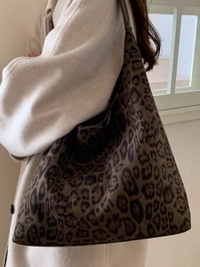 Grand sac cabas à imprimé léopard tendance pour femmes idéal pour le style automnal