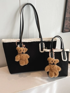 Borsa Tote in Camoscio Autunno Inverno per Donna Bordo in Peluche Splicing Borsa a Tracolla Con Ciondolo a Orsetto Borsa a Mano per Pendolari a Grande Capacità