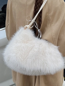 Schicke weiße Kunstfell-Schultertasche mit eleganter Schleife für Damen