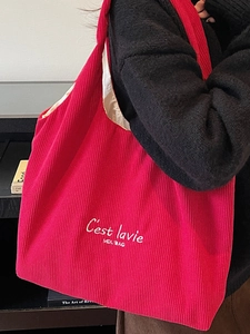 Grande borsa tote in velluto a coste magenta da donna con ricamo C'est la vie e manici