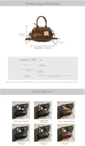 Détails du grand sac à dos en cuir PU montrant les dimensions et le pendentif biscuit