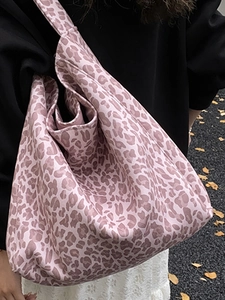Pink leopard print hobo tote bag with spacious design for daily casual commuting wear