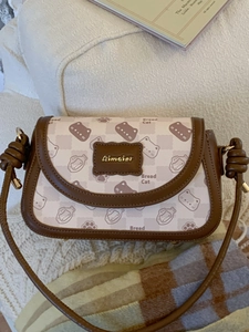 Vintage Retro PU Leather Bread Cat Print Small Square Shoulder Bag For Women Fashion Commuter Crossbody Bag With Star Pendant