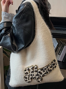 Large cream knitted tote bag with leopard print Merry letter patch for women
