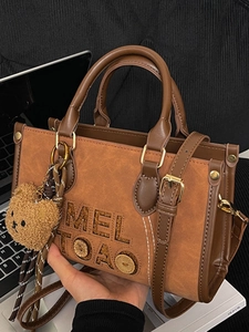 Sac Bandoulière Vintage en Cuir PU pour Femmes Grande Capacité Sac à Main Patchwork de Mode Avec Charme d'Ours en Peluche