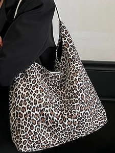 Chic leopard print canvas tote bag with large capacity hobo style for women