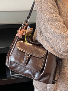 Retro dark brown large capacity faux leather shoulder bag with cute bear star charms