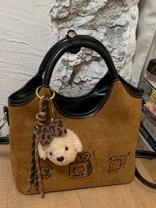 Sac à Bandoulière Dessin Animé Texture Daim Style Coréen Rétro Pour Femme Sac Seau Brodé Mignon Avec Pendentif En Peluche