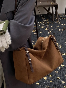 Brown suede leather shoulder bag for women with large capacity and fall fashion design