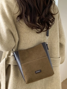 Sac sceau vintage en cuir patchwork marron avec bandoulière réglable pour femmes