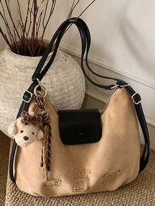 Vintage Women Large Capacity Shoulder Bag Faux Suede Hobo Tote With Cartoon Embroidery Plush Bear Pendant Retro Casual Bag