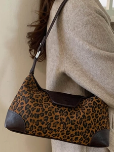 Borsa a tracolla retrò con stampa leopardata in finta pelle scamosciata per donna