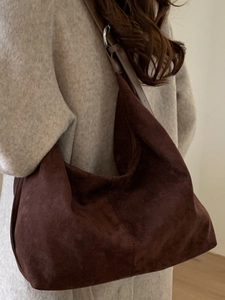 Borsa hobo vintage in pelle smerigliata marrone scuro con tracolla regolabile