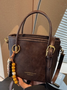Borsa a Secchiello in Pelle PU Retrò per Donna Borsa a Tracolla di Moda Con Ciondolo di Perline Borsa da Pendolare Quotidiana