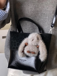 Retro black bucket bag with leopard texture, leather splicing and rabbit charm decoration