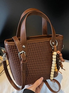 Borsa a Secchiello da Donna in Pelle PU Intrecciata Minimalista Borsa a Tracolla con Ciondolo a Perline Borsa Tote Casual Vintage
