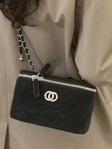 Chic black quilted rhombic chain bag for women with velvet texture and silver hardware