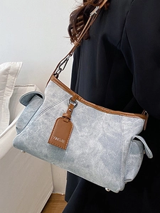 Sac à épaule bleu denim minimaliste avec bordure en cuir marron et grande capacité