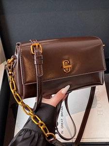 Petit Sac à Épaule Carré en Similicuir PU Vintage pour Femmes Sac Bandoulière Minimaliste Avec Chaîne et Fermoir Doré