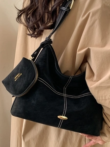 Retro black matte leather tote bag with white stitching and detachable coin pouch