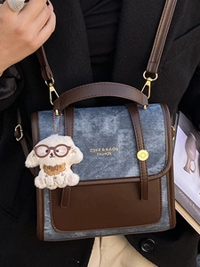 Sac bandoulière vintage pour femme en patchwork avec pendentif chien en peluche