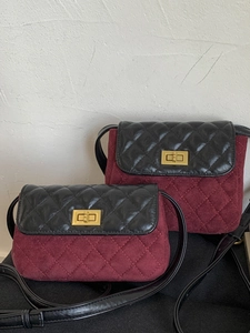 Petit Sac Carré Vintage Losange Matelassé pour Femmes Contrasté PU Suède Artificiel Sac à Bandoulière avec Verrou en Métal Sacoche