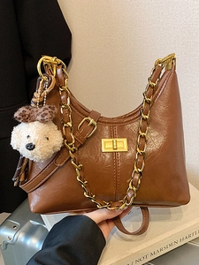 Vintage PU Leather Hobo Shoulder Bag For Women Large Capacity Retro Underarm Bag With Bear Pendant Chain Crossbody Handbag