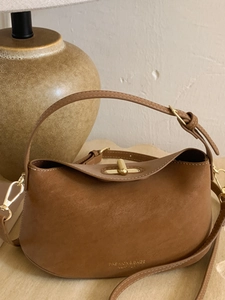 Sac à Épaule en Cuir PU Rétro pour Femmes Sac à Main Bandoulière Minimaliste à Rabat avec Verrou Métallique Sac sous les Bras