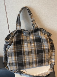 Sac Tote Rétro à Carreaux pour Femmes Grande Capacité Sac à Bandoulière en Polaire Sac à Main à Carreaux Souple pour Navette Quotidienne École Étudiant
