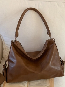 Grand Sac Fourre-Tout en Cuir PU Rétro pour Femmes Sac Hobo d'Épaule Minimaliste de Navettage Avec Pendentif Imprimé Léopard