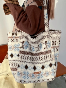 Sac fourre-tout en polaire à motif jacquard de neige et étiquette en cuir pour l'hiver
