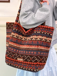 Sac fourre-tout ethnique en peluche avec motif géométrique et texture laine d'agneau chaude