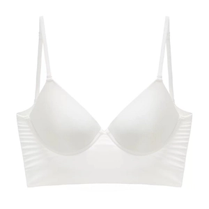 Witte minimalistische draadloze beha met brede elastische band en dunne bandjes
