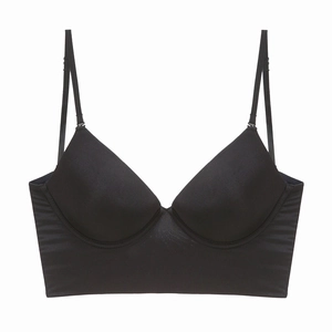 Naadloze zwarte bh met V-hals, ultradunne cups en verstelbare bandjes voor optimaal comfort