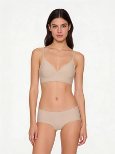 Detail view of seamless nude jelly bra set with high elasticity and thin shoulder straps