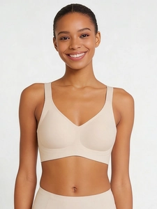 Detail showing the seamless cut and high-elastic fabric of the nude wireless bra set