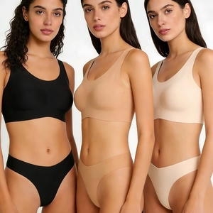 Ensemble soutien-gorge sans couture et string pour femme en noir, beige et abricot